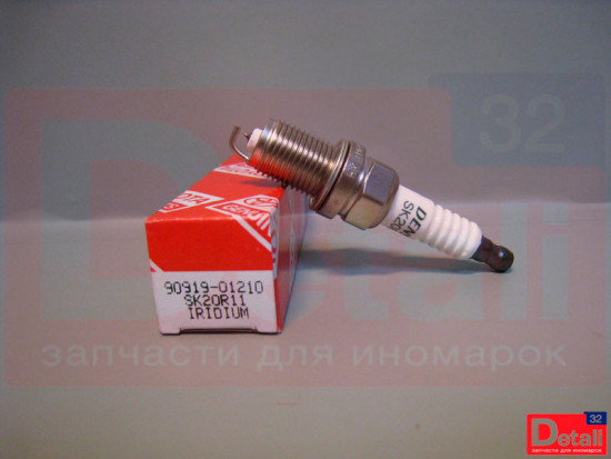 В коробочке Тойота лежат - артикул SK20R11 DENSO IRIDIUM (иридиевые). Обратите на это внимание. Переплачивать за упаковку Toyota не стОит.