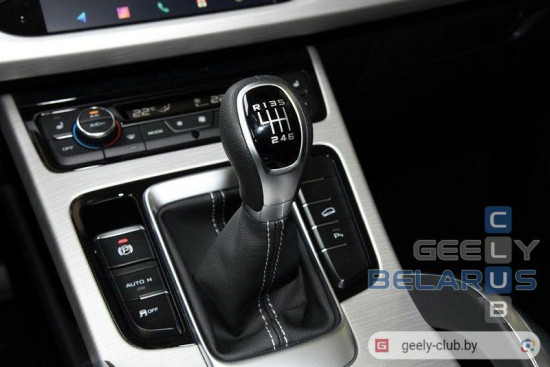 Geely-Atlas-2.0-MT.jpg