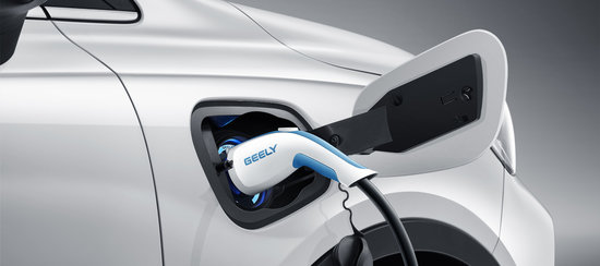 китайский электрический кроссовер Geely Emgrand GSe в Беларуси.jpg