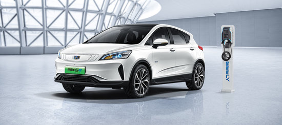 электромобиль Geely Emgrand GSe в Жодино.jpg